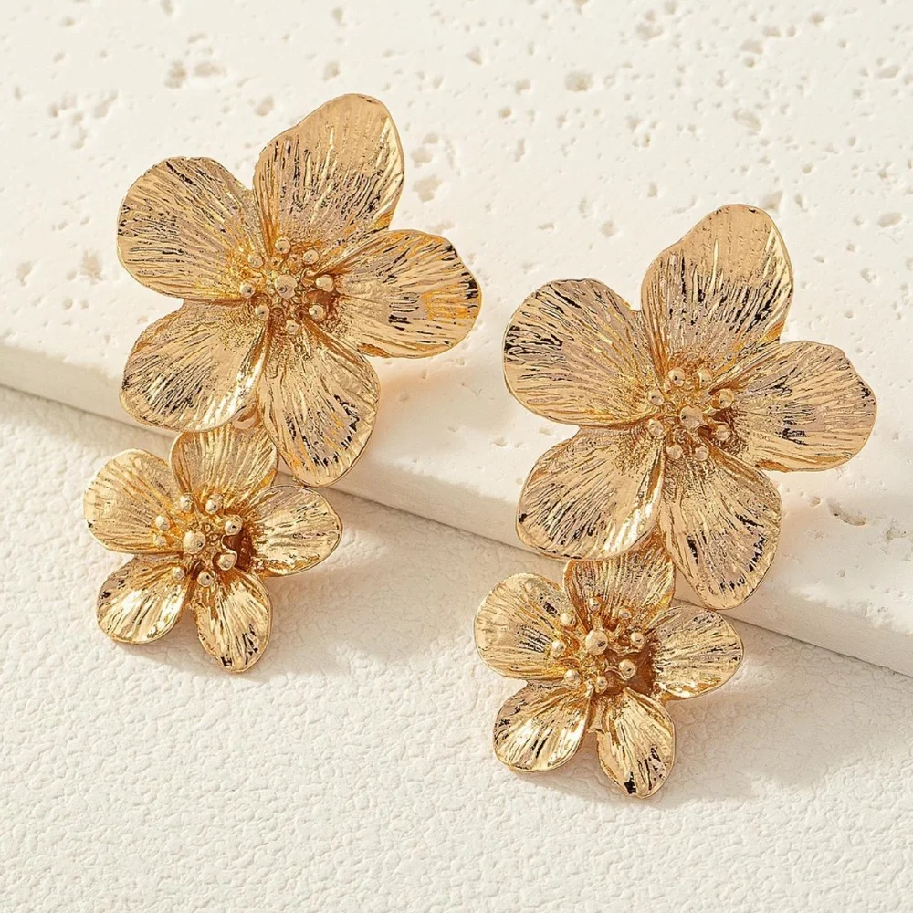 Boho Gold Tone Stainless Steel Flower Drop Statement Earrings - Picture 3 of 4